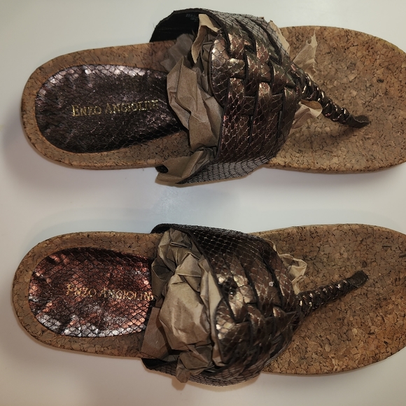 Birky's sandals--lightly used--bronze - Picture 8 of 10